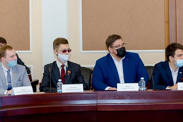 Сегодня к работе приступил новый состав Молодежного парламента при Законодательном Собрании